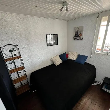 Aig 94 – En Rangée – – 6 Personnes