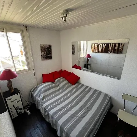 Aig 94 – En Rangée – – 6 Personnes Gruissan